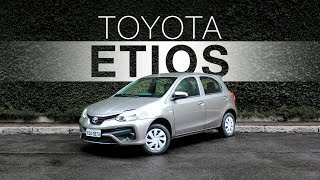 Primeiro contato Toyota Etios Hatch 13 Automático [upl. by Oinigih]