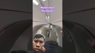 Malah Main Perosotan stuntman sliding pov shortvideo reactionvideo funny prank [upl. by Renate998]