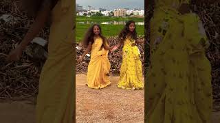 Situku situku sinukulu ekkuvaya trending song folk dance Akshaya and Ayesha [upl. by Fahey]