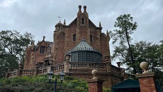 Riding the Haunted Mansion Ride at Disneys Magic Kingdom  Rides at Magic Kingdom  Full Tour [upl. by Avevoneg]