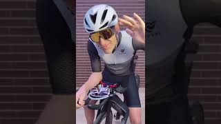 La importancia de llevar gafas en el ciclismo Protegen nuestros ojos shorts [upl. by Ycnuahc87]