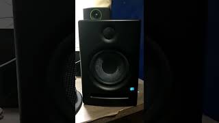 Monitores Presonus ERIS E5 [upl. by Lowrie]