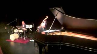 Kristian Braathen Trio Tempus Fugit [upl. by Ayahs]