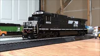 Review Athearn Genesis Dash9 Locomotive Norfolk Southern C409 [upl. by Louis78]