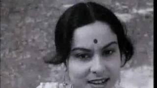 Charulata  Rabindra Sangeet quotFule Fule Dhole Dholequot The Swing Scene [upl. by Ligetti]