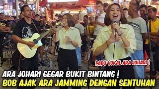 🔴Wow  Ara Johari ft SENTUHAN di Bukit Bintang part tinggi dia tarik chorus auto penonton bersorak [upl. by Neelhtac]