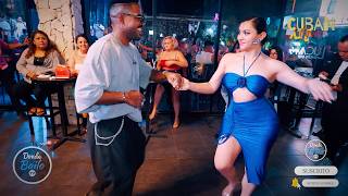 Mexicana impresiona a Cubano Bailando Salsa  Adonis Santiago y Grace  Cuban Fever 2024 [upl. by Asirb]