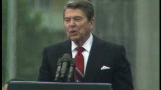 President Ronald Reagan quotTear Down This Wallquot Speech at Berlin Wall [upl. by Maribelle]