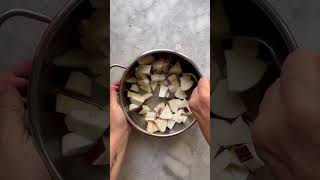 Pasta alle melanzane in 15 minuti [upl. by Nivk]