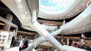 Selfridges Bullring Shopping Centre Birmingham The Giant Bathtub [upl. by Poulter116]