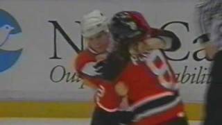 Mike Peluso vs Shawn Antoski Nov 12 1995 [upl. by Kahcztiy279]