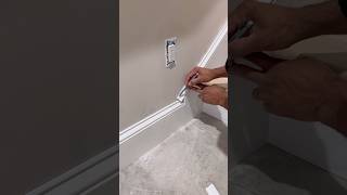 Molding transition Easy trick to find the angle 👉 Gpr3Carpentry🔨 viralvideo carpentry tips [upl. by Coy]