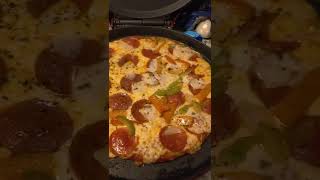 Betty Crocker pizza maker 910 [upl. by Anica]