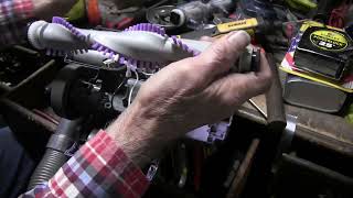 Shark vacuum brush roller replace how to replace a brush roller in a Shark vacuum cleaner [upl. by Cuttie636]