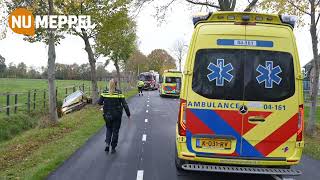 Drie gewonden bij ernstig ongeval op Gemeenteweg in Staphorst [upl. by Friedberg]