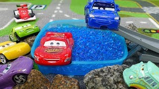 Lightning McQueen toys prepares for races Toy cars amp videos for kids [upl. by Kenti]