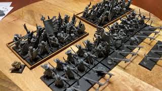 Warhammer The Old World Bretonnian foot troops deep dive and some nice vintage extras too [upl. by Hsakaa]