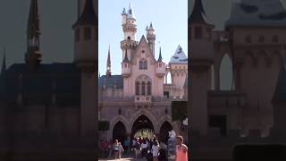 walking at disneyland in 2017 disneyparks disney waltdisney fantasyland mainstreet usa [upl. by Gretchen]