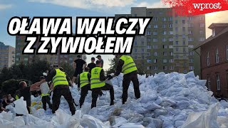 Mieszkańcy Oławy walczą z czasem Nadchodzi kulminacyjna fala [upl. by Eduino438]