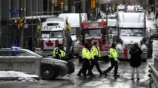 Tribunal põe fim a protesto anticovid no Canadá [upl. by Siramed147]