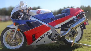 1990 Honda RC30 — 111 of 300 [upl. by Standford]