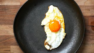 My ULTIMATE Fried Egg  Crispy Whites with a Runny Yolk [upl. by Kajdan]