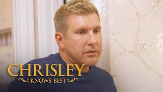 Chrisley Knows Best  Season 6 Episode 22 Todd Makes Julie Go To Extremes To Wear Her Own Jewelry [upl. by Fortin216]