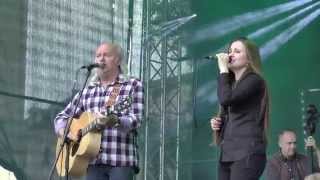 Andrzej Sikorowski i Maja Sikorowska Wianki 2014  live [upl. by Annirok]