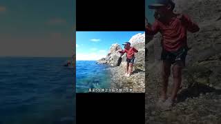 戶外捕魚：小孩哥來到岸邊海釣 釣魚 釣魚的樂趣只有釣魚人懂 原來釣魚才是抖音運動頂流 [upl. by Almira]