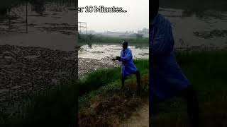 Old Mans Secret Idea of Catching Big Fish fishing fishingvideos thoondilulagam lakefishing [upl. by Irep31]