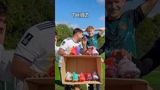 Crampons Challenge avec les frérots pitchaddict 👟🔥 football challenge funny pitchaddict [upl. by Dnumsed]