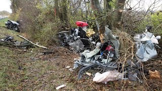 Sportwagen bei Unfall auf der B8 in drei Teile zerrissen – Fahrerin von Feuerwehr gerettet [upl. by Pitarys]