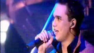 Gareth Gates  Live In London  Anyone Of Us [upl. by Stephenie]