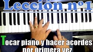 Leccion 1 tocar piano y hacer acordes por primera vez [upl. by Ahsytal]