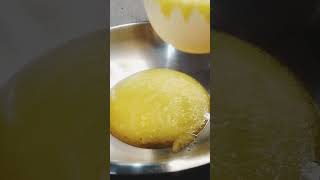 Kamarkas gound ke ladoo tasty trending video [upl. by Ahsyen]