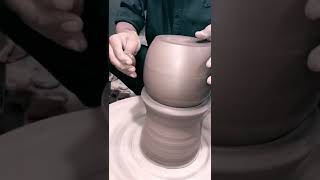 How to use stone for burnishing clay pots viral viralshorts shorts shortsfeed pottery [upl. by Oyr]