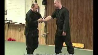 Ninja SelfDefense Knife Defense Technique [upl. by Andy]