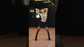 Lisa’s NEW WOMAN dance cover newwoman 💃❤️ [upl. by Ettenna]