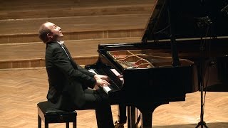 Franz SCHUBERT Piano Sonata in A major D 664 Alexander Gavrylyuk [upl. by Nahtonoj362]