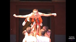 China Henan original Shaolin Mönche Die Highlights der Schow Nr1 [upl. by Lillis]