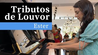 Tributos de Louvor  Hino 312  Ester Alcântara Piano e Canto [upl. by Harrington446]