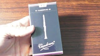 Clarinet Traditional Reed Bb Vandoren CR1015 Strength 15 VS RICO 20 VS CR103 REVIEW [upl. by Ahsinak941]