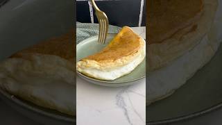 Omelette soufflé  155 kcal 13g proteinas 🥚🍳 ricosanofacil recetas ricofacilyrapido receta [upl. by Sirak432]