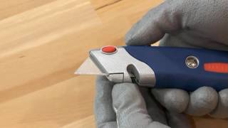 Uline ComfortGrip Quick Change Knife [upl. by Aicinoid969]