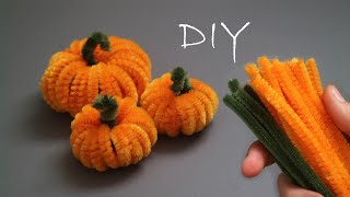 SO SIMPLE Pipe Cleaners Pumpkin Halloween DIY [upl. by Evelin]