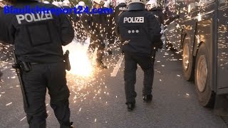 Einsatz extrem 1 Mai Demo Hamburg Heftige Krawalle Schlagstock Pfefferspray Wasserwerfer Riot [upl. by Kermie532]