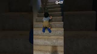 How a 2years old baby boy go down at the stairs 😍 😊 😚 happy funny baby babyboy stairs godown [upl. by Dwinnell]