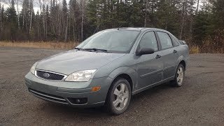 2005 Ford Focus SES ZX4 Start Up Exterior Interior Brief Drive amp Full Review [upl. by Nicholle512]