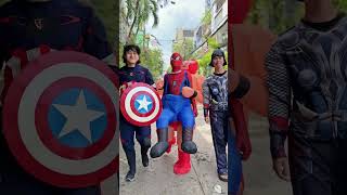 Siêu anh hùng đang đi gỉai cứu thế giới bị chó rượt cười xĩu funny spiderman [upl. by Christyna]