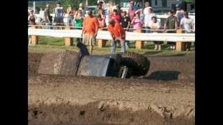 Wheelin in Maine and some mud runs Rockin to DEAD SEASON [upl. by Daryn657]